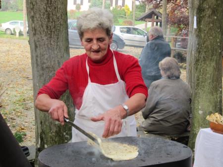 Sprejem gostov iz Velikih Lašč in dvig zastave v čast Šafarskemu v okviru vseslovenske akcije Moja dežela-lepa in gostoljubna 29